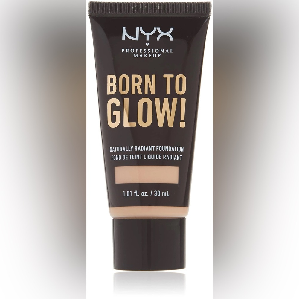 NYX Born To Glow Naturally Radiant Foundation BTGRF05 Light
